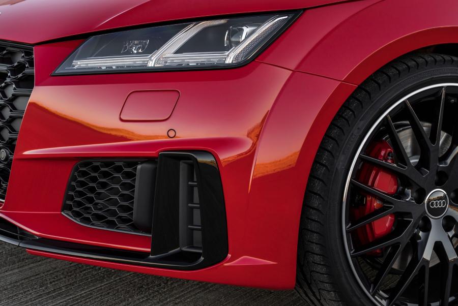 Детали экстерьера Audi TTS Competition Coupe (8S) 2018 года  (WW) (фото 7 из 40)